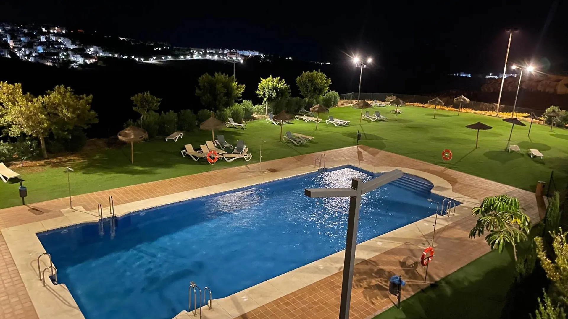 Apartment Precioso Apartamento Con Vistas A Mar Y Montana En Manilva Spain